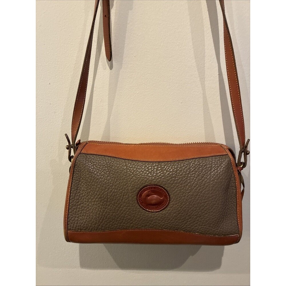 Vintage Dooney Bourke USA Pebbled Leather Crossbody Bag Purse All Weather Taupe - Picture 2 of 16